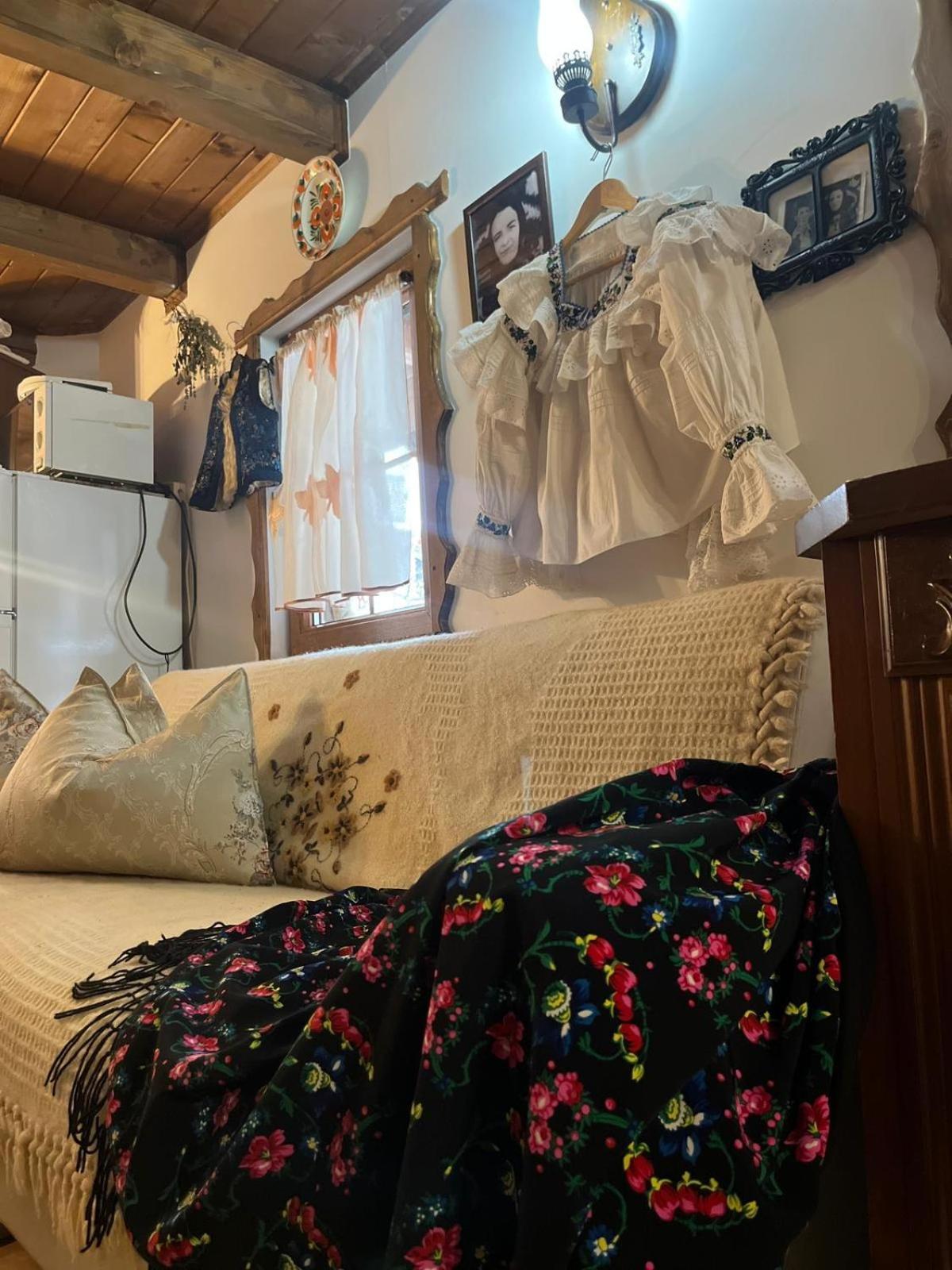 Cabana Rustic Borşa Quarto foto