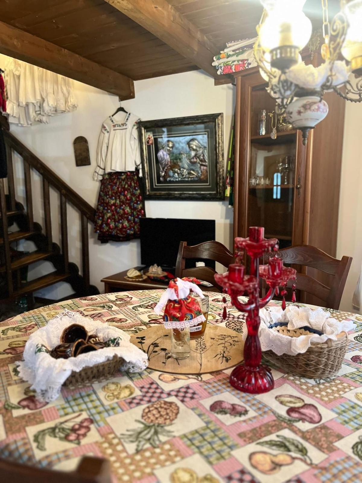 Cabana Rustic Borşa Quarto foto
